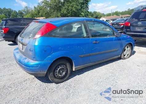 2000 Ford Focus Zx3 from USA, damaged, VIN 3FAFP3134YR251928